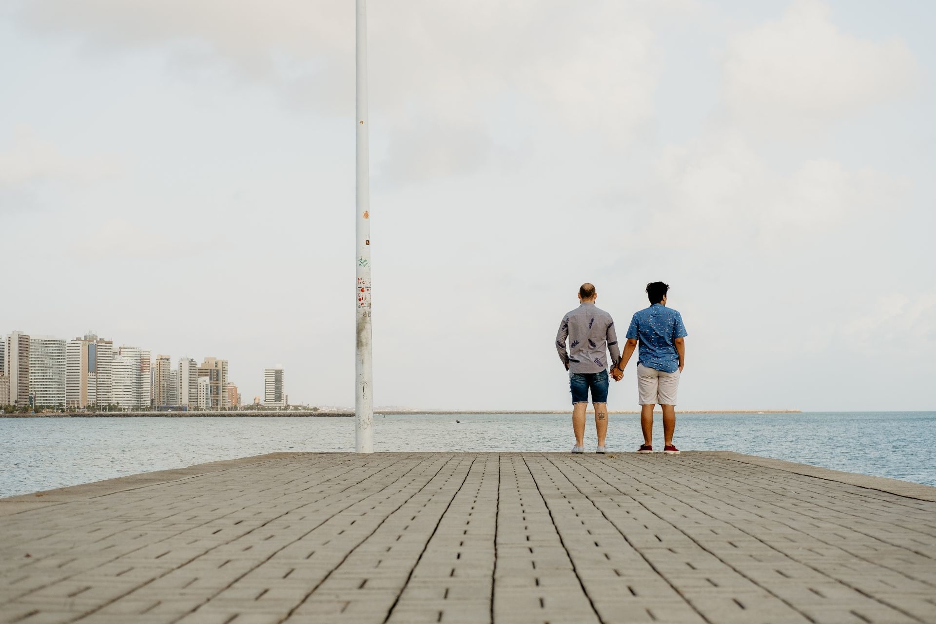 Foto Douglas & Leonardo | Ensaio de Casal | Beira Mar de Fortaleza-CE Foto Douglas & Leonardo | Ensaio de Casal | Beira Mar de Fortaleza-CE - Imagem 15