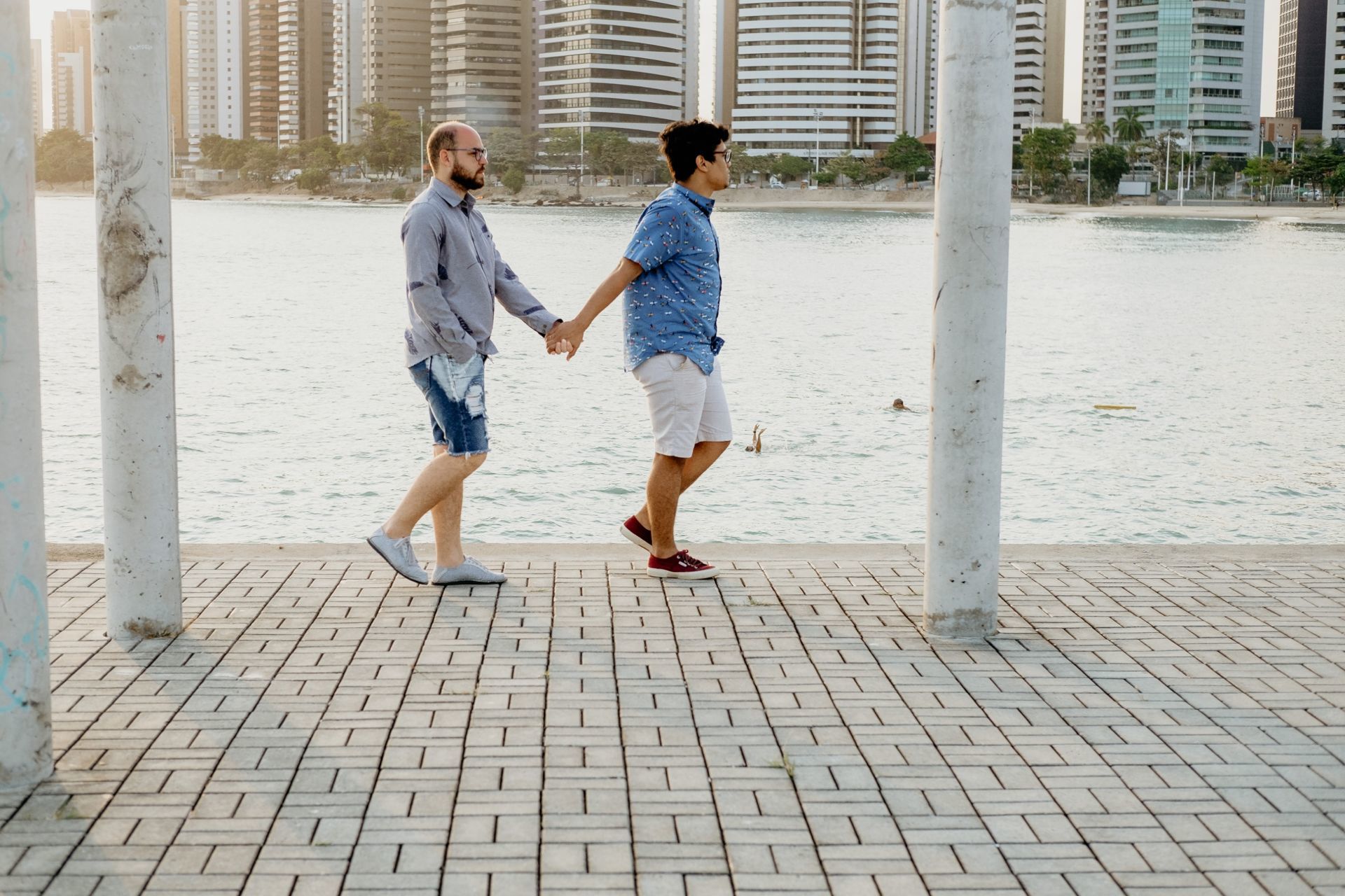 Foto Douglas & Leonardo | Ensaio de Casal | Beira Mar de Fortaleza-CE Foto Douglas & Leonardo | Ensaio de Casal | Beira Mar de Fortaleza-CE - Imagem 5