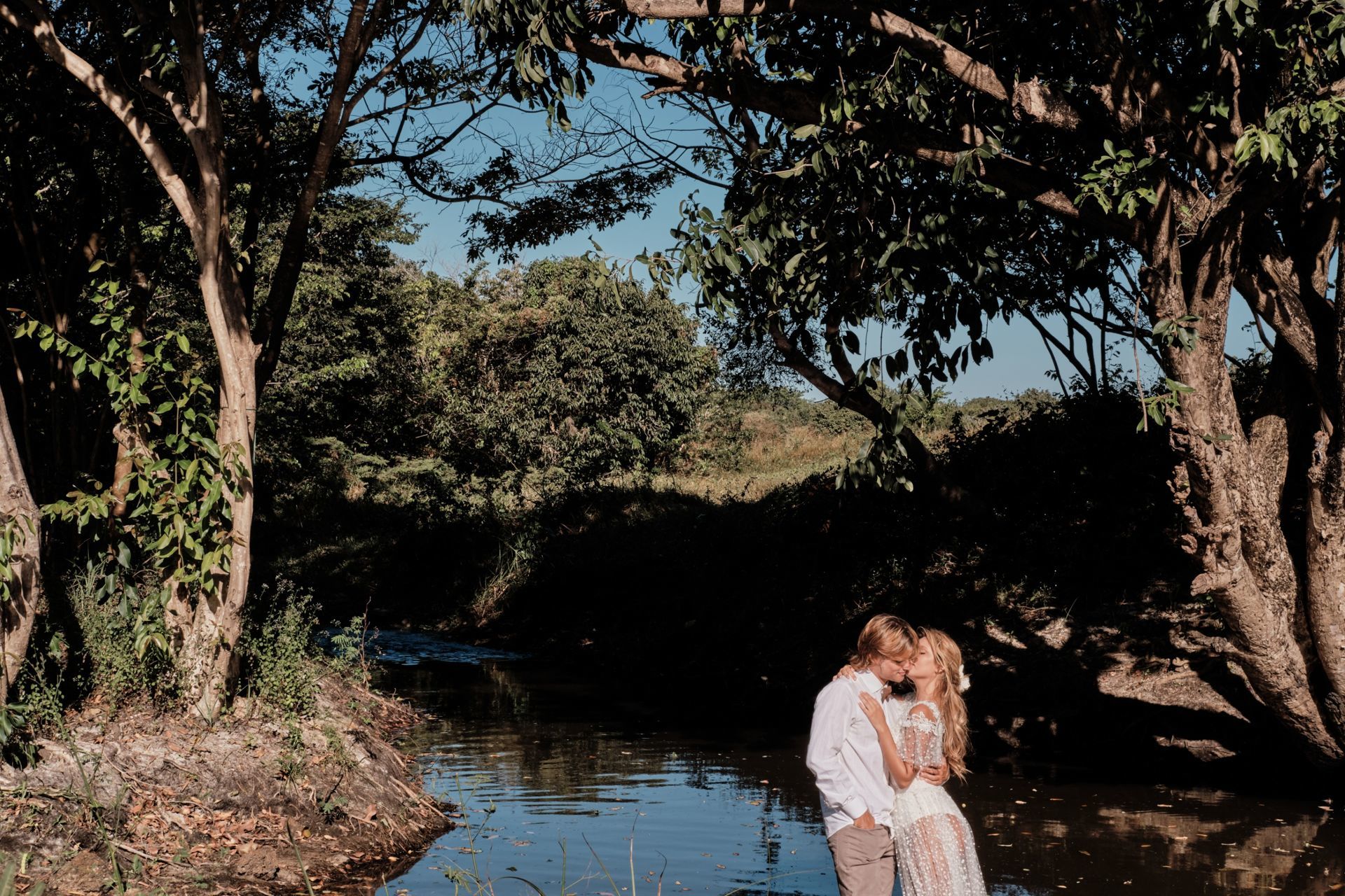 Foto Isadora & Rafael | Ensaio de Noivos | Fazenda Terra do Sol | Tabuba-CE Foto Isadora & Rafael | Ensaio de Noivos | Fazenda Terra do Sol | Tabuba-CE - Imagem 19