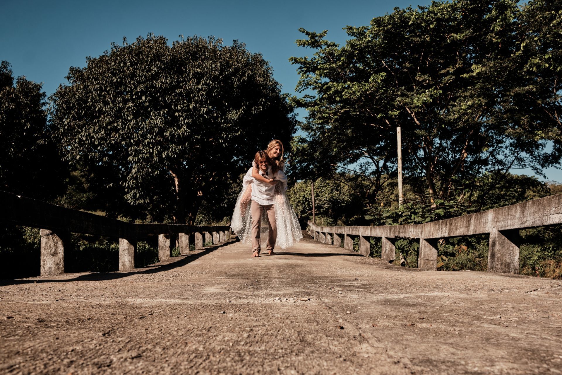 Foto Isadora & Rafael | Ensaio de Noivos | Fazenda Terra do Sol | Tabuba-CE Foto Isadora & Rafael | Ensaio de Noivos | Fazenda Terra do Sol | Tabuba-CE - Imagem 9